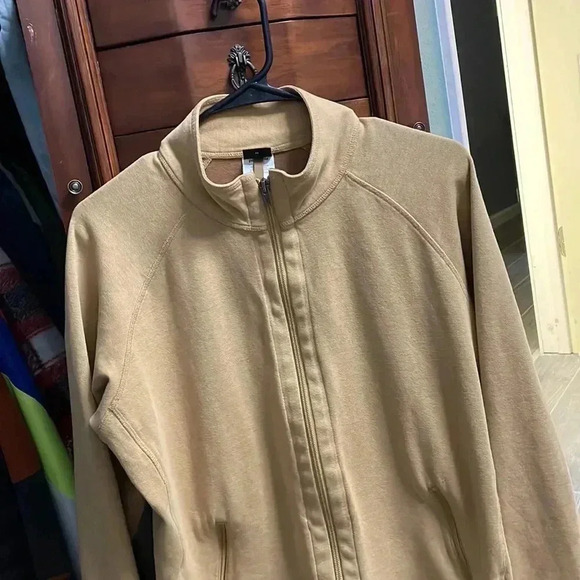 Patagonia 100%cotton zip up - Picture 2 of 8